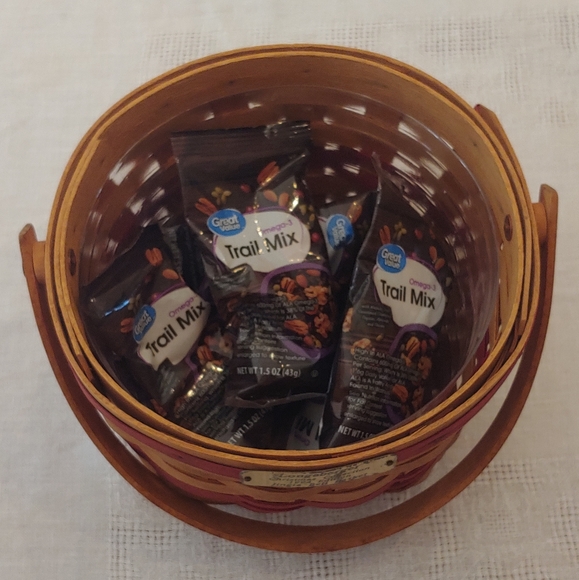 Longaberger Jingle Bell Basket - Picture 13 of 17